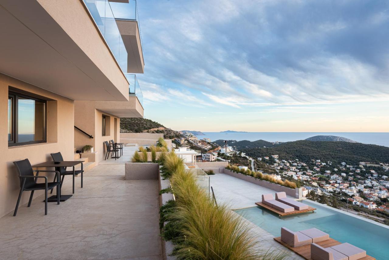 Hills Apartahotel Saronida